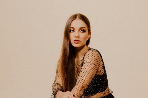 Elevate Your Style: Embracing Vintage Belts to Enhance Modern Fashion Elegance