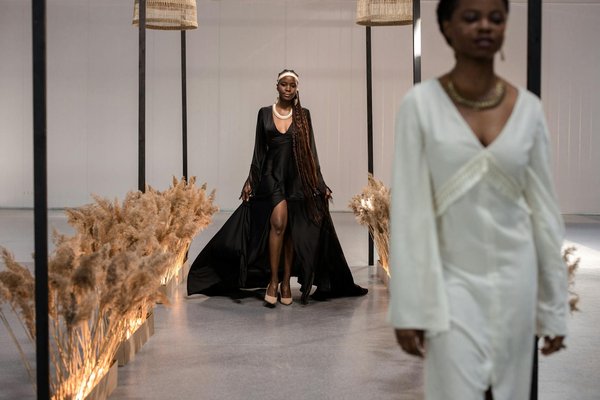 Unleash the Secret to Soft, Kissable Lips: Craft Your Own Organic Lip Scrub at Home!